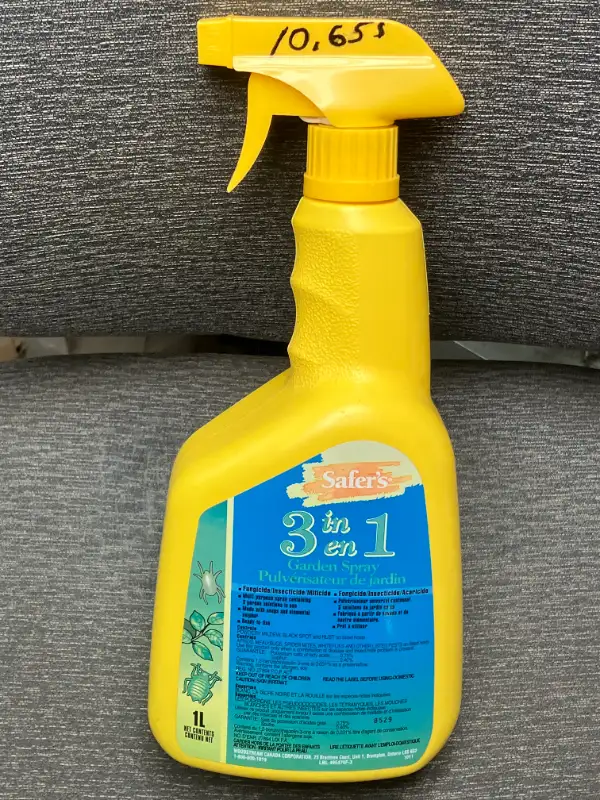 pulvérisateur de jardin/garden spray 3 en 1 safer's 49-5470can in Plants, Fertilizer & Soil in Sherbrooke - Image 2