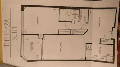 Bright and Beautiful one bedroom apartment with Solarium and Parking Unobstructed East Panoramic Vie...