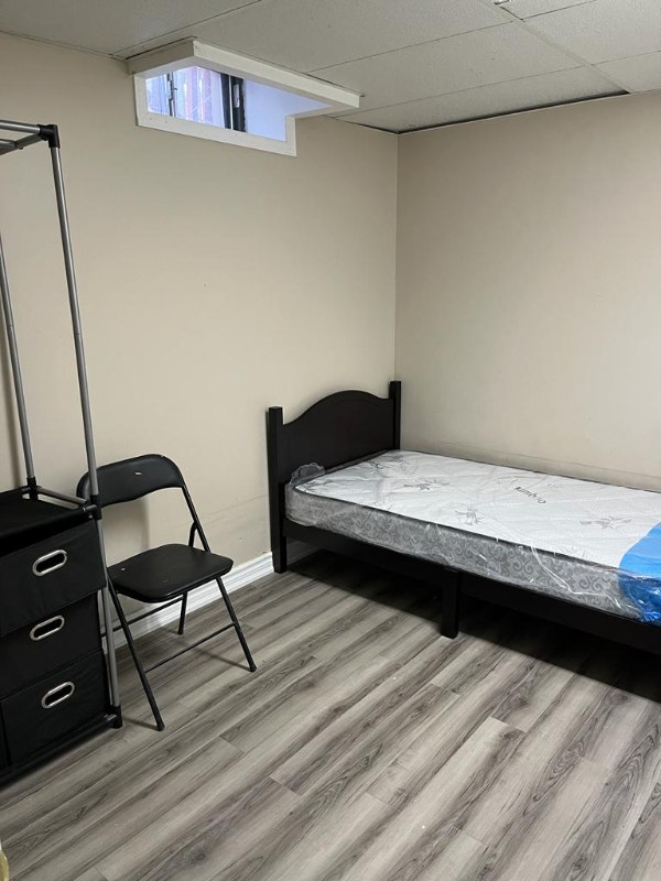 Private Room for rent/ Sharing room for rent Short Term Rentals
