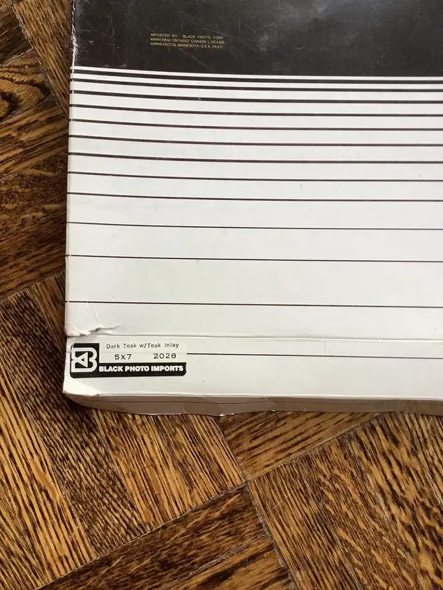 Vintage Wood Picture Frames in Other in Markham / York Region - Image 4