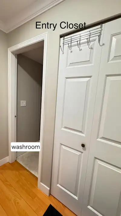 Bright, fully furnished 1,250+ sq. ft apartment with 2bed 1bath available for rent. Located on Scott...