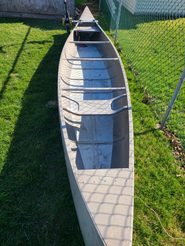 17ft Grumman aluminum canoe 905 246 0714 Canoes, Kayaks & Paddles St. Catharines Kijiji