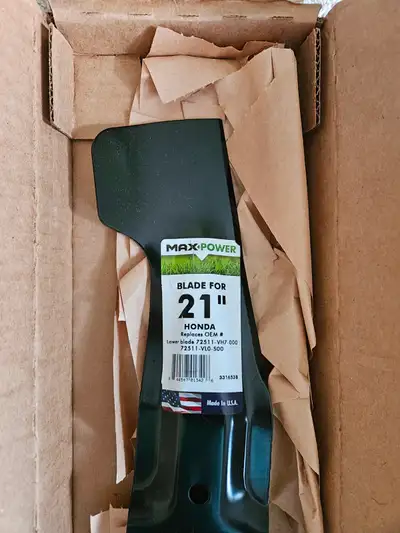 MaxPower 21" Honda Mower replacement blade Condition: New $33.00 + tax on Amazon