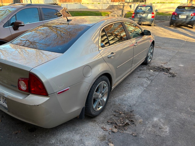 Chevrolet Malibu 2011 — photo 4