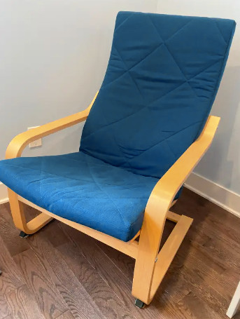 lit double - commode - chaise dans Lits et matelas  à Ouest de l’Île - Image 3