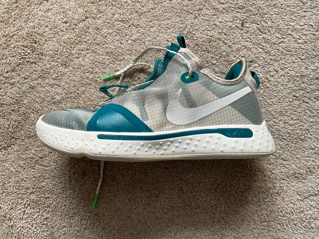 Nike PCG basketball shoes Size US men’s 10 in Men's Shoes in Kitchener / Waterloo - Image 2