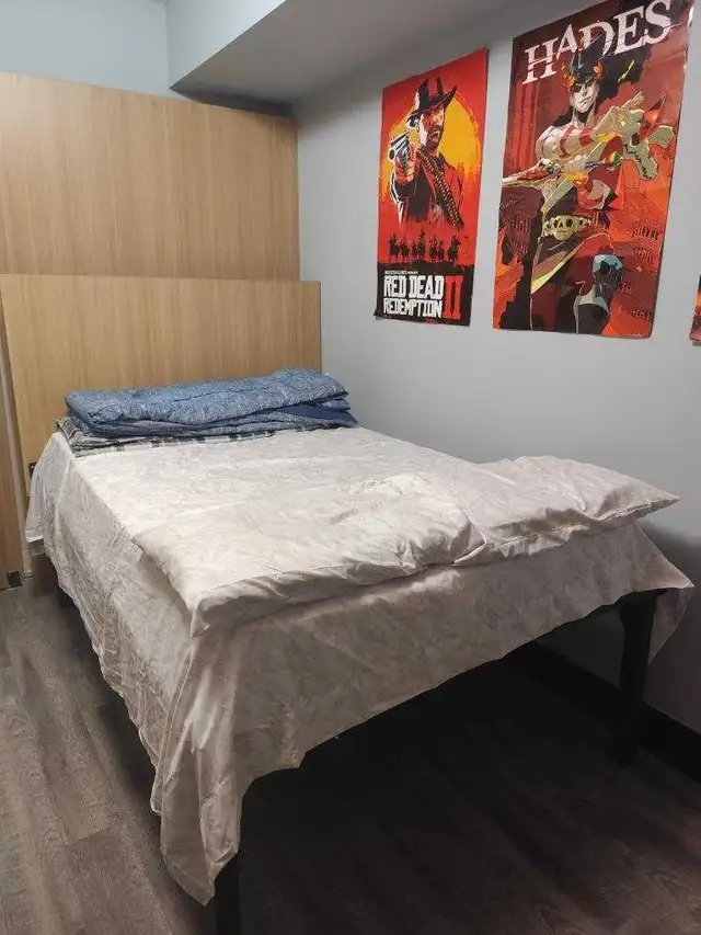 Private Room For Rent in Short Term Rentals in Kitchener / Waterloo - Image 5