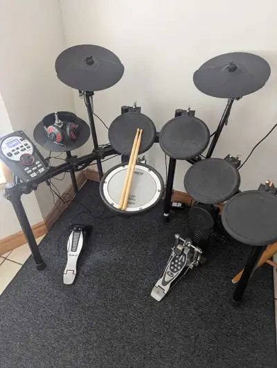 Roland td11 upgraded electronic drum kit w/ extra tom, View more