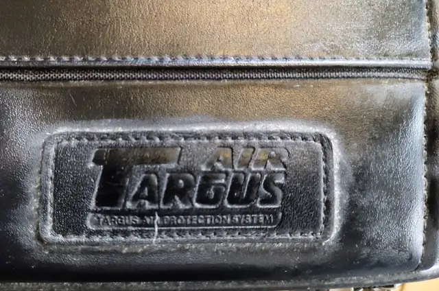 Targus Computer Laptop Case Bag in Laptop Accessories in Barrie - Image 6