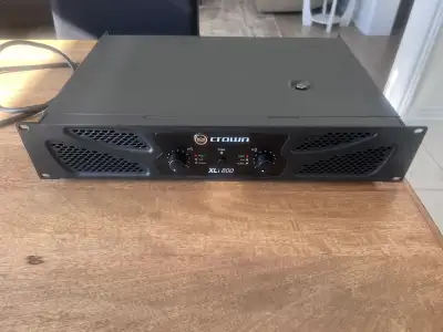 Crown XLi800 power amplifier DJ/PA, View more
