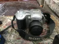 Sony Mavica CD250 With sony Bag and accessories