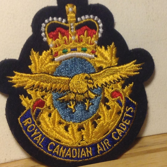 Vintage Royal Canadian Air Cadets Patch in Arts & Collectibles in Vancouver