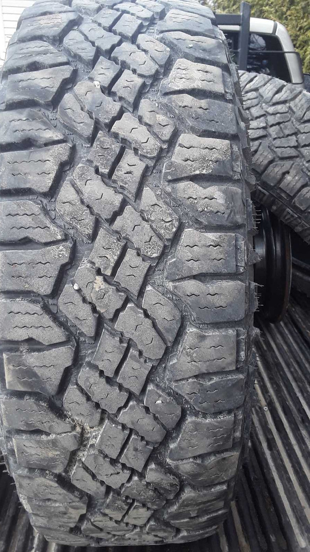 Tire 265 .70 r 17.       Only $125.00 in Garage Sales in Kawartha Lakes - Image 3