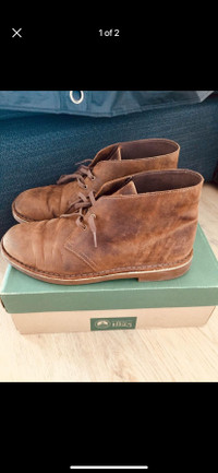 Men’s Clark’s desert boots 