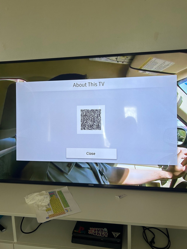 Samsung smart TV 65’ in TVs in Hamilton - Image 2
