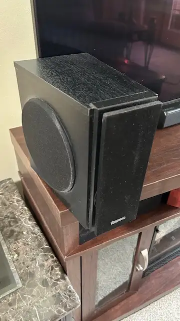 4 Speakers Stereo System With Cabinet in Stereo Systems & Home Theatre in Peterborough - Image 6