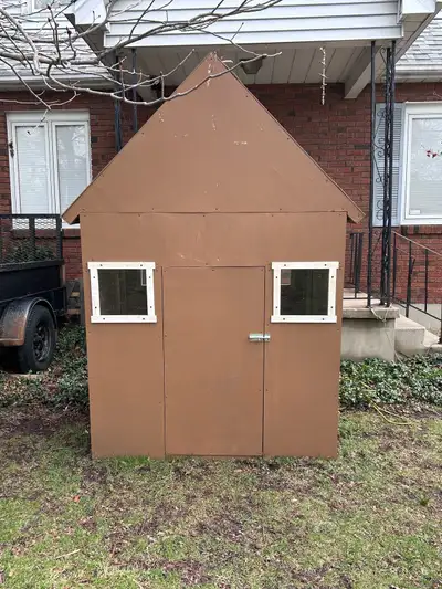 Small shed or playhouse, View more