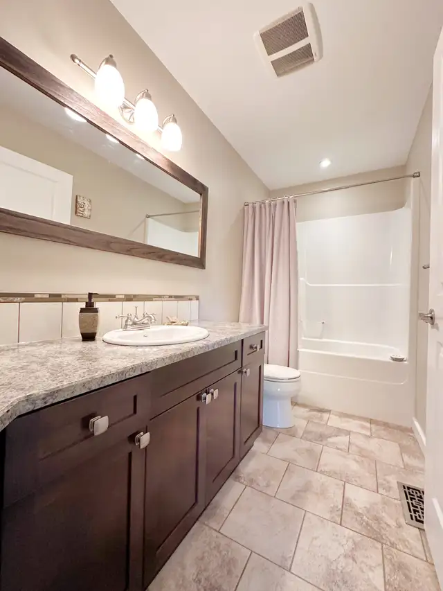 3 Bed 2 bath spacious open-plan furnished home for rent Nov 15th in Long Term Rentals in Terrace - Image 13