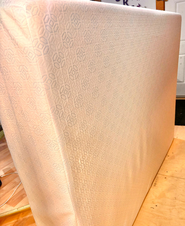 Full Mattress  / Double Mattress, 12 Inch Green Tea Cooling Gel in Other in Kitchener / Waterloo - Image 3