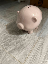 Cute Piggy bank BRAND NEW