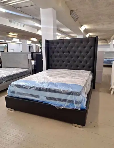 Lit Queen Size moderne à oreilles – Parfait pour toutes les cham, View more