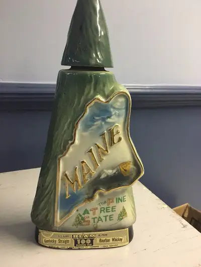 carafe whisky vintage de JIM BEAM état du Maine Pine Tree 1970