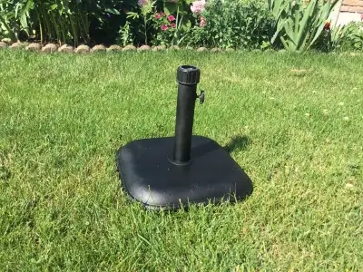 Umbrella Base - 25 Lbs, View more