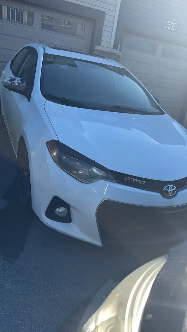 Toyota Corolla 2016602769924450560004