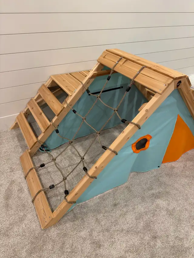 Plum Wooden Play Centre Tent with Slide used Indoors in Toys in Ottawa - Image 4