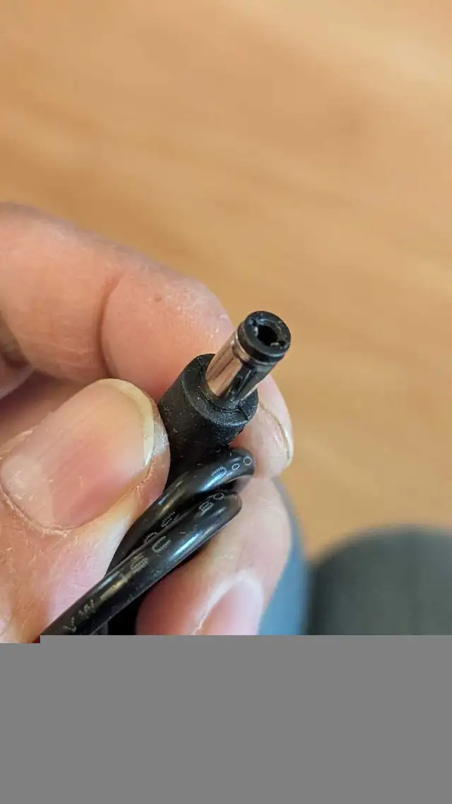 42v Power Charger for ebikes or scooters, tip 5.5mm or 8mm in General Electronics in Oshawa / Durham Region - Image 4
