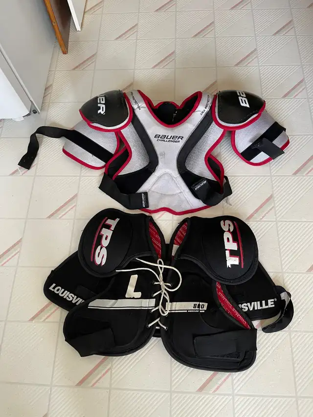 Hockey Gear $10.00 each in Hockey in Calgary - Image 2