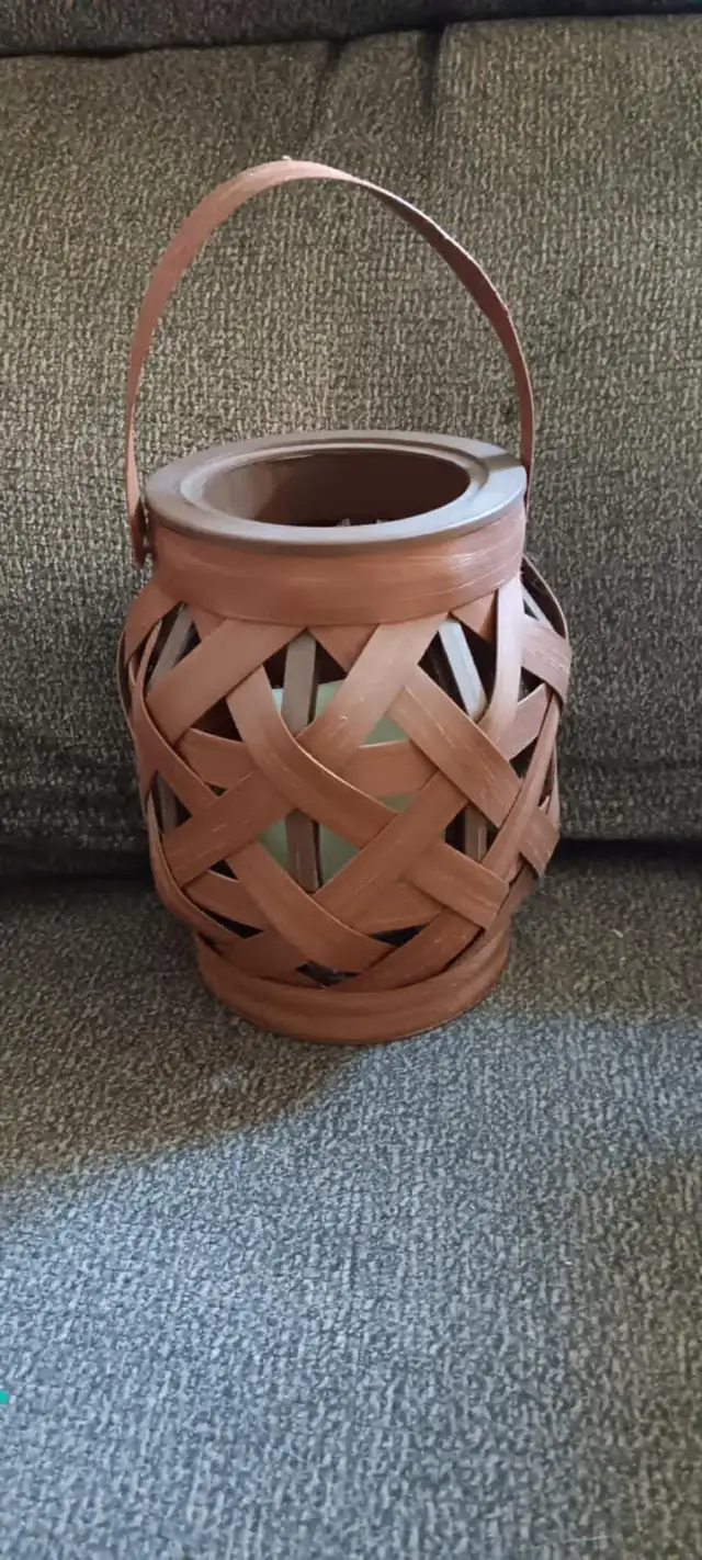 Light Up Lantern 462340107168000000