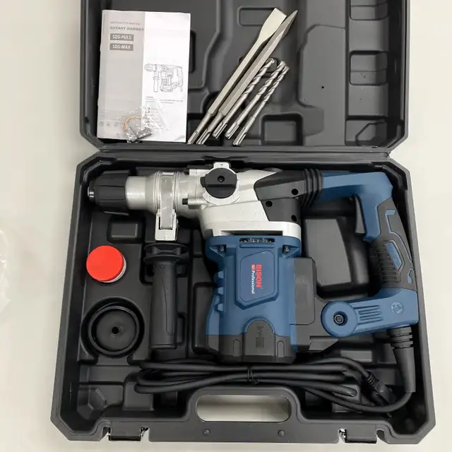 BISON SDS Plus Rotary Hammer Drill concrete / tiles chipper  set in Power Tools in Mississauga / Peel Region - Image 4