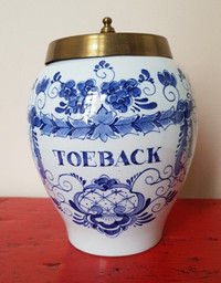 Delft pot à tabac "TOEBAK"  couvercle en laiton Handpainted Jar