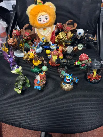 This collection of Skylanders figures is ready to bring adventure to a new home! These figures have...