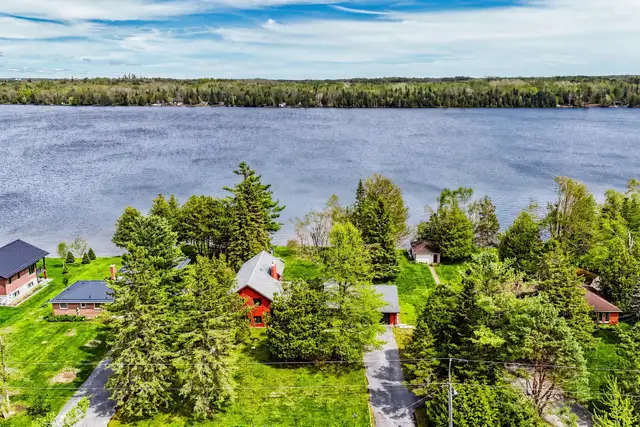 Beautiful Waterfront Home near Orillia for Rent!