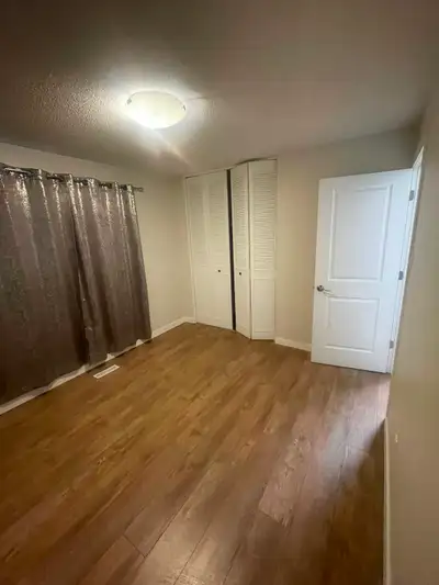 Are you looking for a quiet, clean, and comfortable place to call home? I am looking for a female ro...