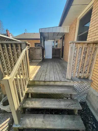 1 bedroom uper unit for rent from 1st August