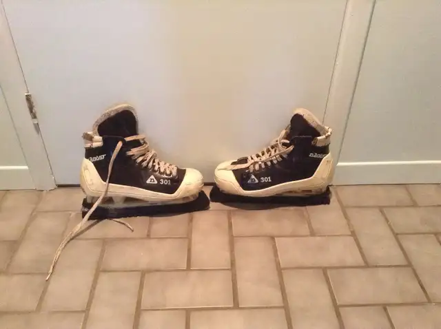 Patins de gardien de but in Hockey in Drummondville - Image 3