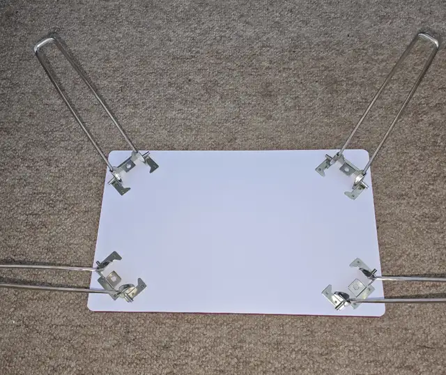 Folding Bed Tray in Other in Nanaimo - Image 3