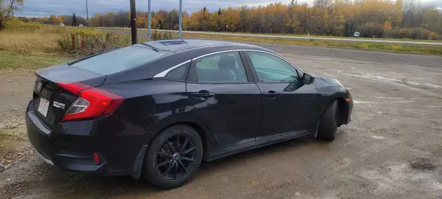 Daily driven mostly highway seen some alberta winters no rust.590535803935150081