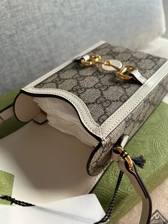 Gucci Horsebit 1955 Mini Bag in Women's - Bags & Wallets in Markham / York Region - Image 7