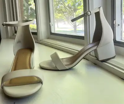 Heels SIZE 10 , View more