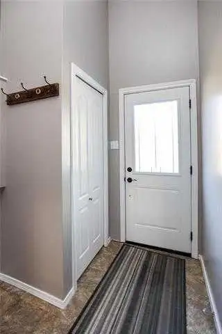 Roommate Wanted – $350 per month in East Kildonan Area We have a room available in a cozy home near...