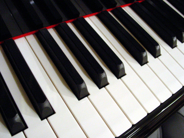 Cours de piano en ligne / Online piano lessons dans Cours de musique  à Laval/Rive Nord