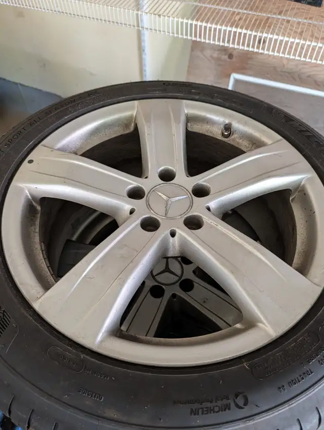 Mercedes rims & Michelin pilot sport 4s tires 255/45/r18. in Tires & Rims in London - Image 3