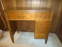 Sewing Machine Desk/Table