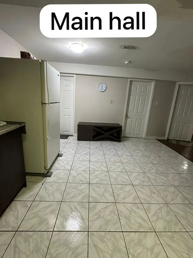 private room for rent -650$ in Short Term Rentals in Mississauga / Peel Region - Image 7