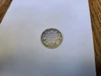 1915 Canadian Quarter - Sterling Silver, VG-8 to F-12 grading, View more