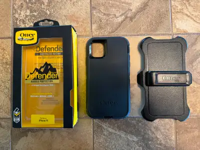Étui OtterBox Defender en très bonne condition, View more